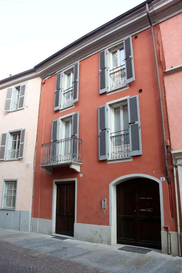 Trifulhouse Holiday Apartments Alba  Exterior photo